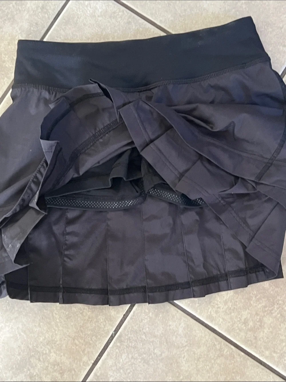 Ivivva girls Black Athletic Pleated Skirt - Performance Tennis/Running Skort 12